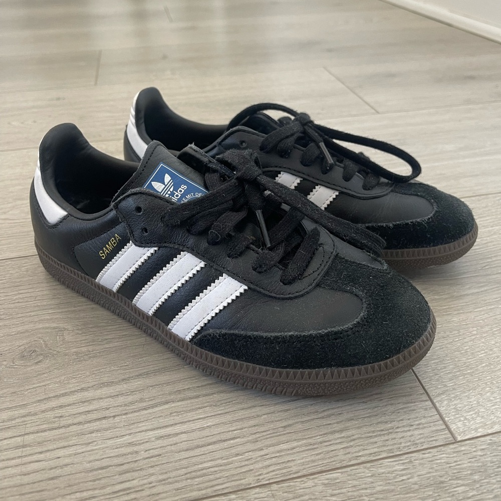 Adidas sambas